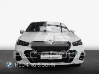 2025 BMW 540