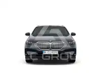 2025 BMW 550
