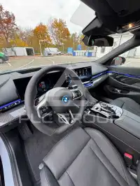 2025 BMW 550