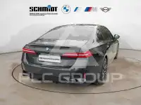 2025 BMW 550