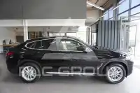 2025 BMW X4