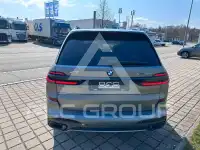 2025 BMW X7