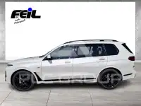 2025 BMW X7