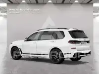 2025 BMW X7