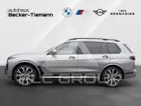2025 BMW X7