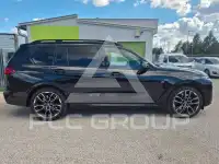 2025 BMW X7