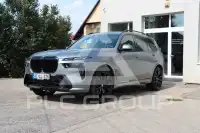 2025 BMW X7