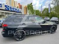 2025 BMW X7