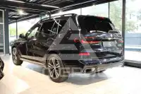 2025 BMW X7