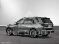 2025 BMW X7