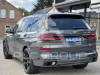 2025 BMW X7