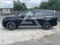 2025 BMW X7
