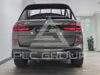 2025 BMW X7