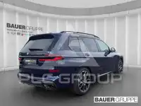 2025 BMW X7