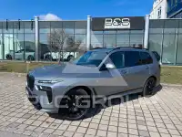 2025 BMW X7