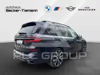 2025 BMW X7