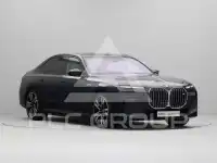 2025 BMW M760