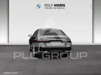 2025 BMW 520