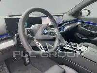 2025 BMW 520