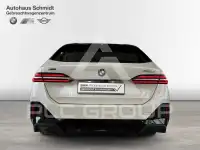 2025 BMW 520