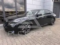 2025 BMW 520