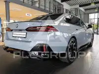 2025 BMW 520