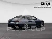 2025 BMW 520