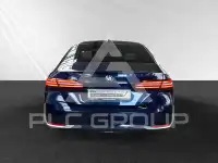 2025 BMW 520