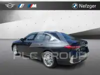 2025 BMW 520