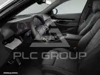 2025 BMW 520