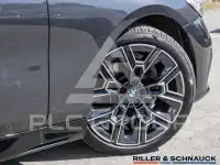 2025 BMW 520