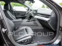 2025 BMW 520