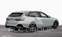 2025 BMW 520
