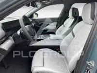 2025 BMW 520