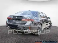 2025 BMW 520