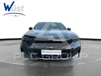 2025 BMW 520