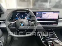 2025 BMW 520