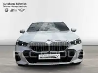 2025 BMW 520