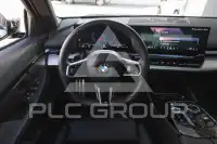 2025 BMW 520