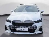2025 BMW 520