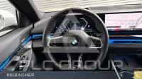 2025 BMW 520