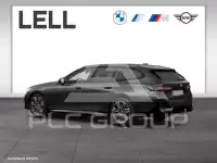 2025 BMW 520