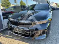 2025 BMW 520