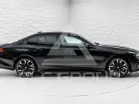 2025 BMW 520