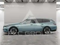2025 BMW 520