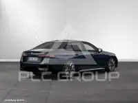 2025 BMW 520