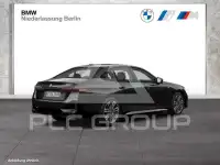 2025 BMW 520
