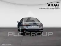 2025 BMW 520