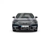 2025 BMW 520