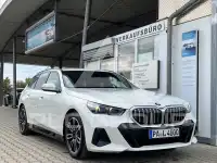 2025 BMW 520